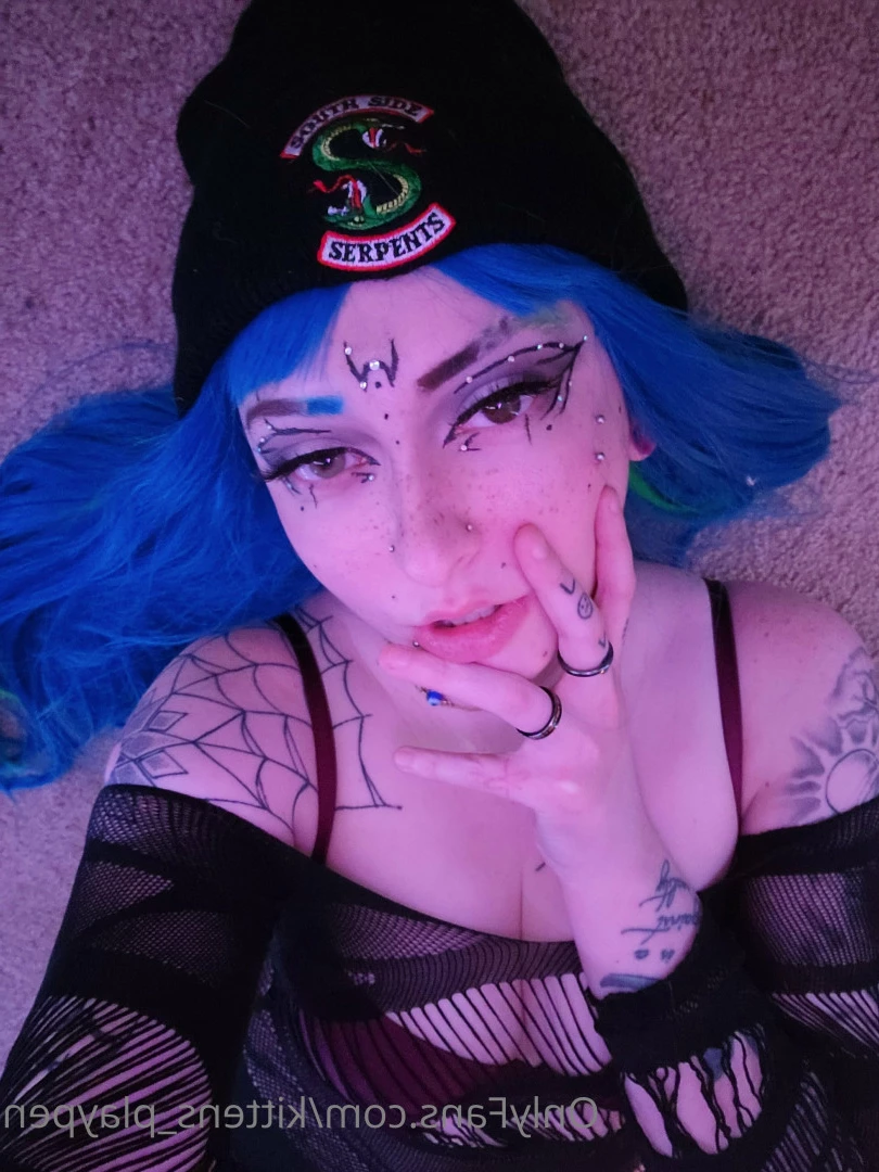 Kitten/Kat🐈🌸 [ kittens_playpen ] Onlyfans leaked photo 10519274 on Hotleaks.tv