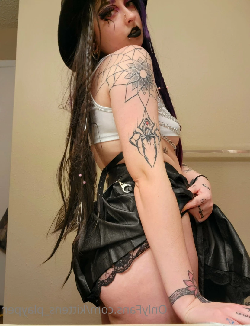 Kitten/Kat🐈🌸 [ kittens_playpen ] Onlyfans leaked photo 10522188 on Hotleaks.tv
