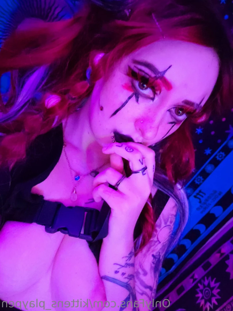 Kitten/Kat🐈🌸 [ kittens_playpen ] Onlyfans leaked photo 10530468 on Hotleaks.tv