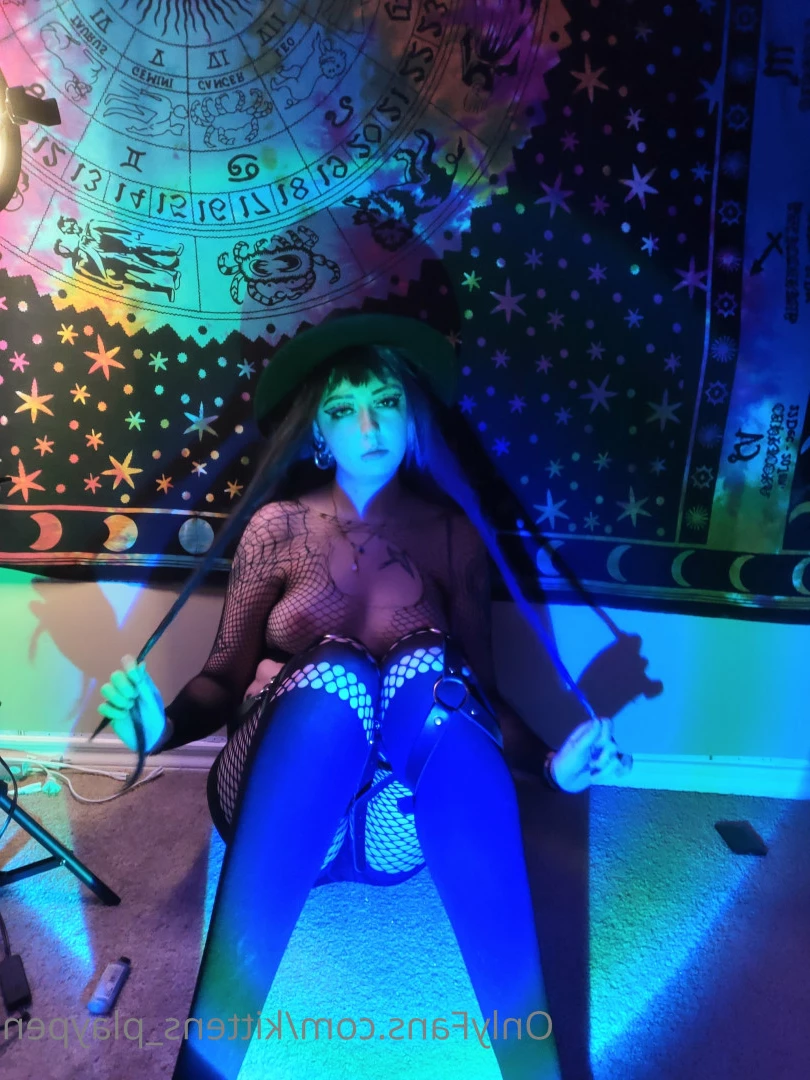Kitten/Kat🐈🌸 [ kittens_playpen ] Onlyfans leaked photo 10535909 on Hotleaks.tv