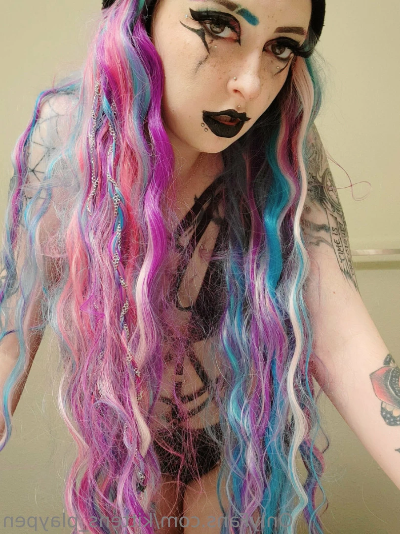 Kitten/Kat🐈🌸 [ kittens_playpen ] Onlyfans leaked photo 10537987 on Hotleaks.tv