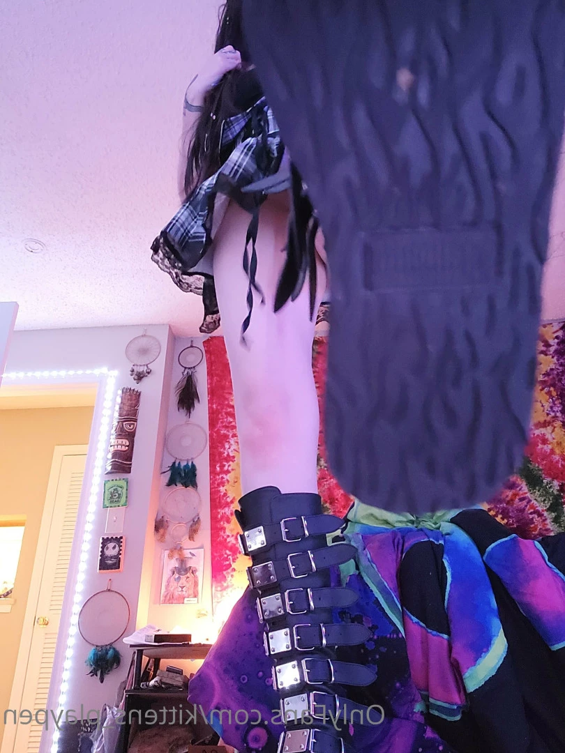 Kitten/Kat🐈🌸 [ kittens_playpen ] Onlyfans leaked photo 10540861 on Hotleaks.tv