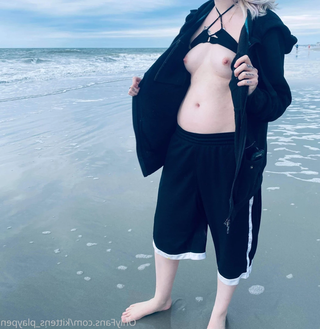 Kitten/Kat🐈🌸 [ kittens_playpen ] Onlyfans leaked photo 10545879 on Hotleaks.tv