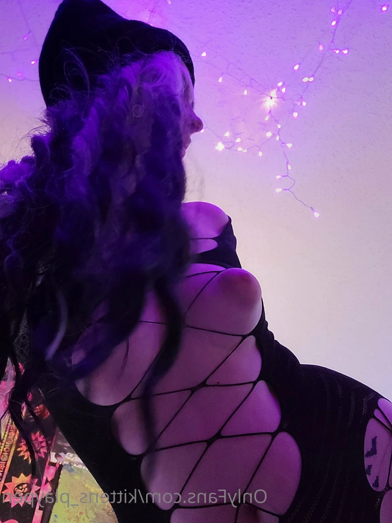 Kitten/Kat🐈🌸 [ kittens_playpen ] Onlyfans leaked photo 10554116 on Hotleaks.tv