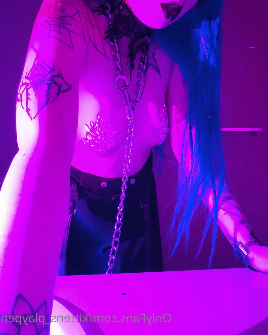 Kitten/Kat🐈🌸 [ kittens_playpen ] Onlyfans leaked photo 10557317 on Hotleaks.tv
