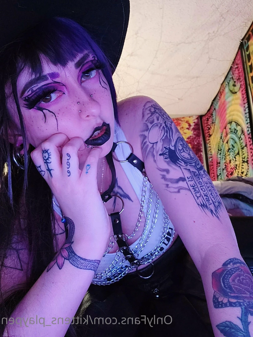 Kitten/Kat🐈🌸 [ kittens_playpen ] Onlyfans leaked photo 10558163 on Hotleaks.tv
