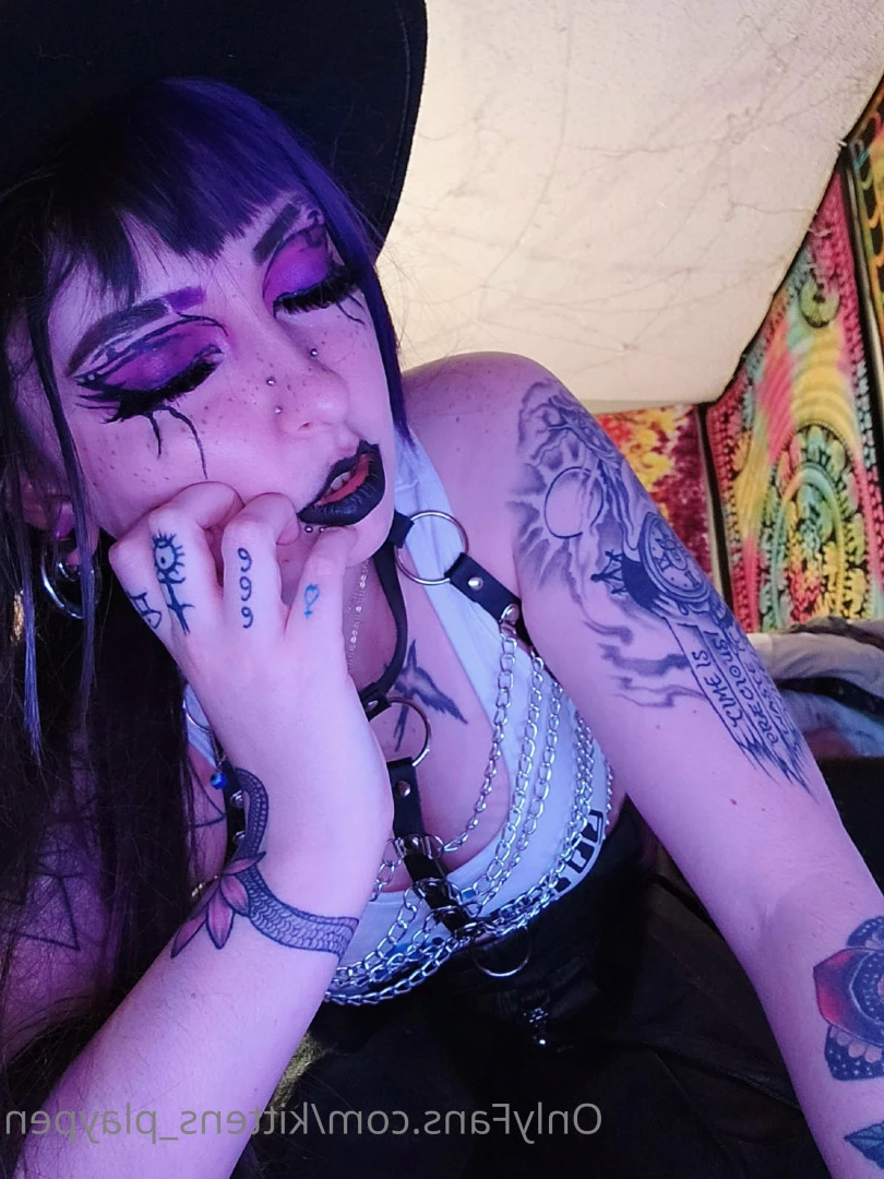 Kitten/Kat🐈🌸 [ kittens_playpen ] Onlyfans leaked photo 10558436 on Hotleaks.tv