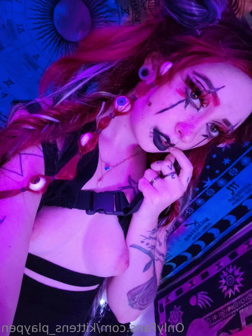 Kitten/Kat🐈🌸 [ kittens_playpen ] Onlyfans leaked photo 10560354 on Hotleaks.tv