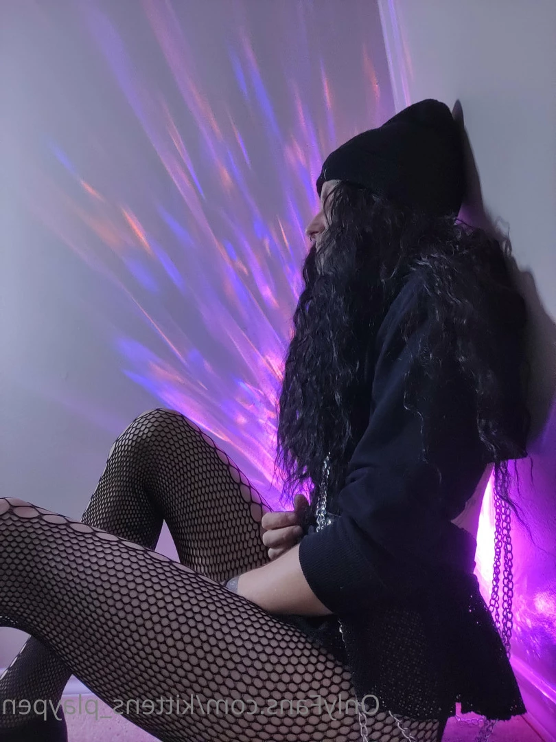 Kitten/Kat🐈🌸 [ kittens_playpen ] Onlyfans leaked photo 10566409 on Hotleaks.tv