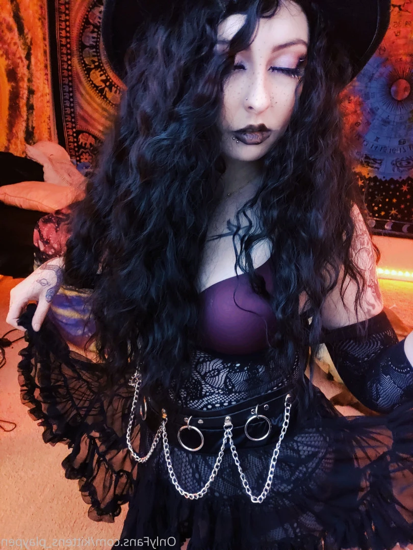 Kitten/Kat🐈🌸 [ kittens_playpen ] Onlyfans leaked photo 10579117 on Hotleaks.tv