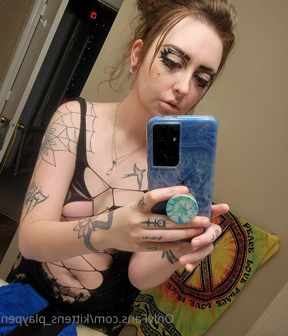 Kitten/Kat🐈🌸 [ kittens_playpen ] Onlyfans leaked photo 10586785 on Hotleaks.tv