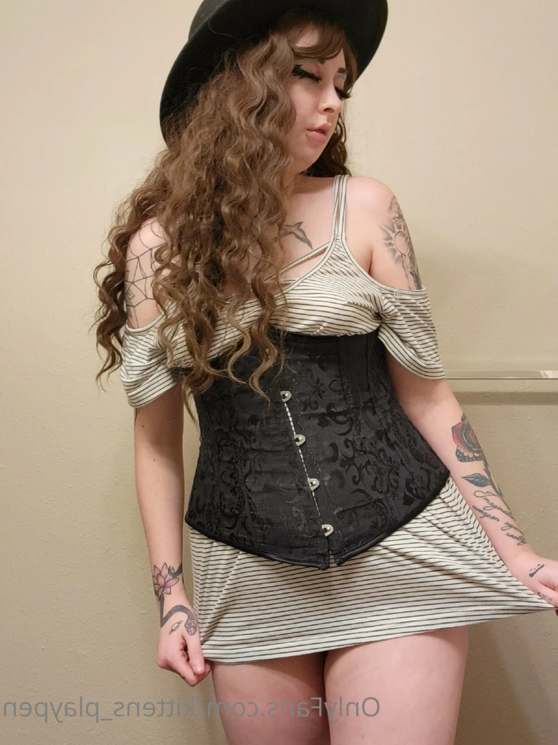 Kitten/Kat🐈🌸 [ kittens_playpen ] Onlyfans leaked photo 10597973 on Hotleaks.tv