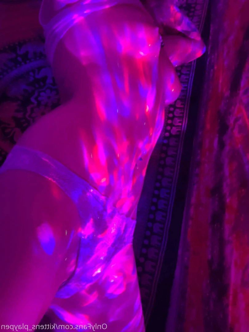 Kitten/Kat🐈🌸 [ kittens_playpen ] Onlyfans leaked photo 10598112 on Hotleaks.tv