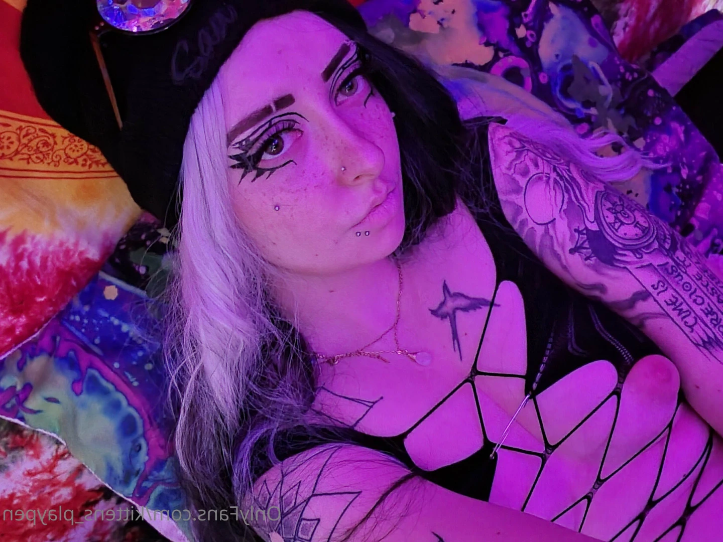 Kitten/Kat🐈🌸 [ kittens_playpen ] Onlyfans leaked photo 10606311 on Hotleaks.tv