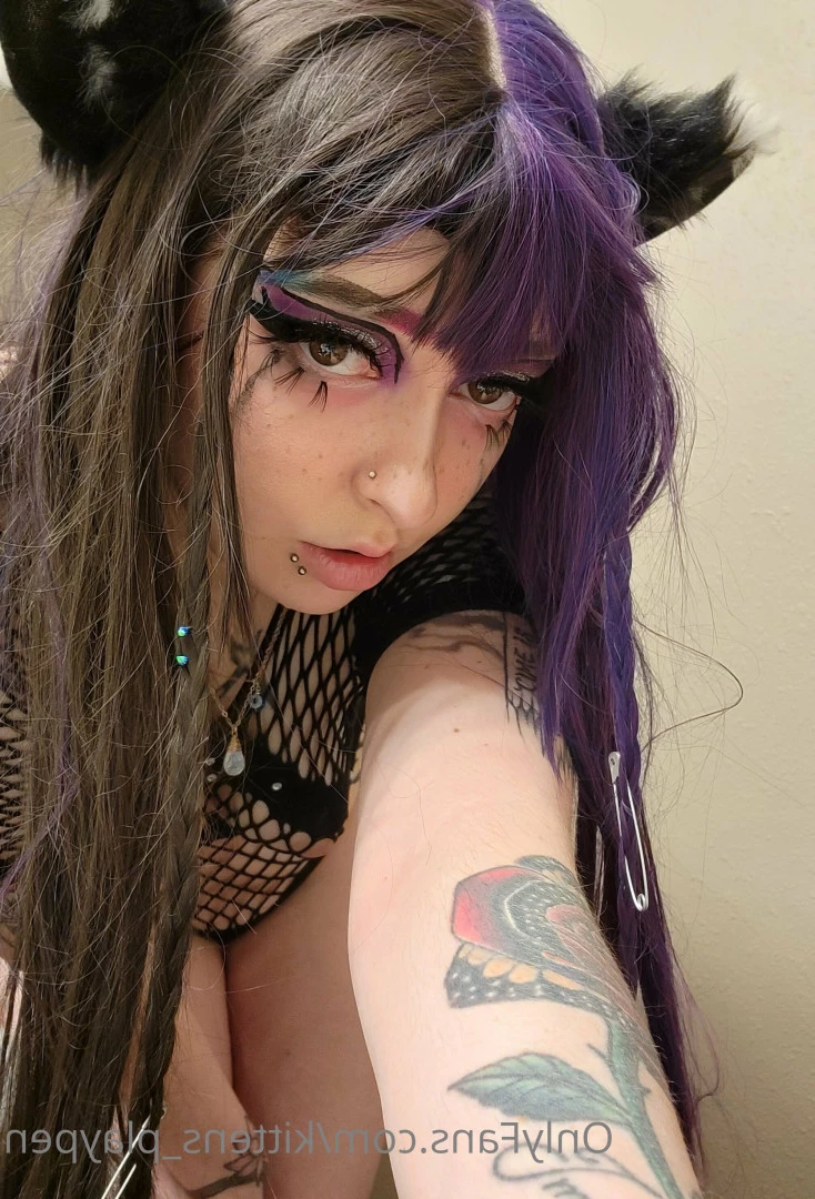 Kitten/Kat🐈🌸 [ kittens_playpen ] Onlyfans leaked photo 10620131 on Hotleaks.tv