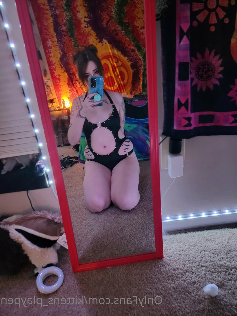 Kitten/Kat🐈🌸 [ kittens_playpen ] Onlyfans leaked photo 10620586 on Hotleaks.tv