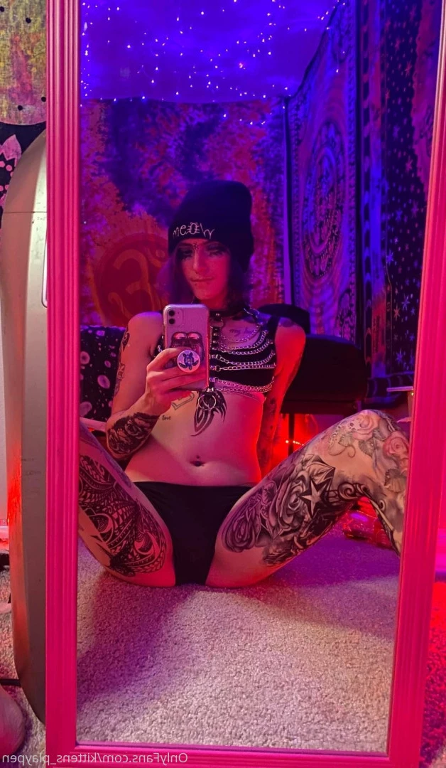 Kitten/Kat🐈🌸 [ kittens_playpen ] Onlyfans leaked photo 10624033 on Hotleaks.tv