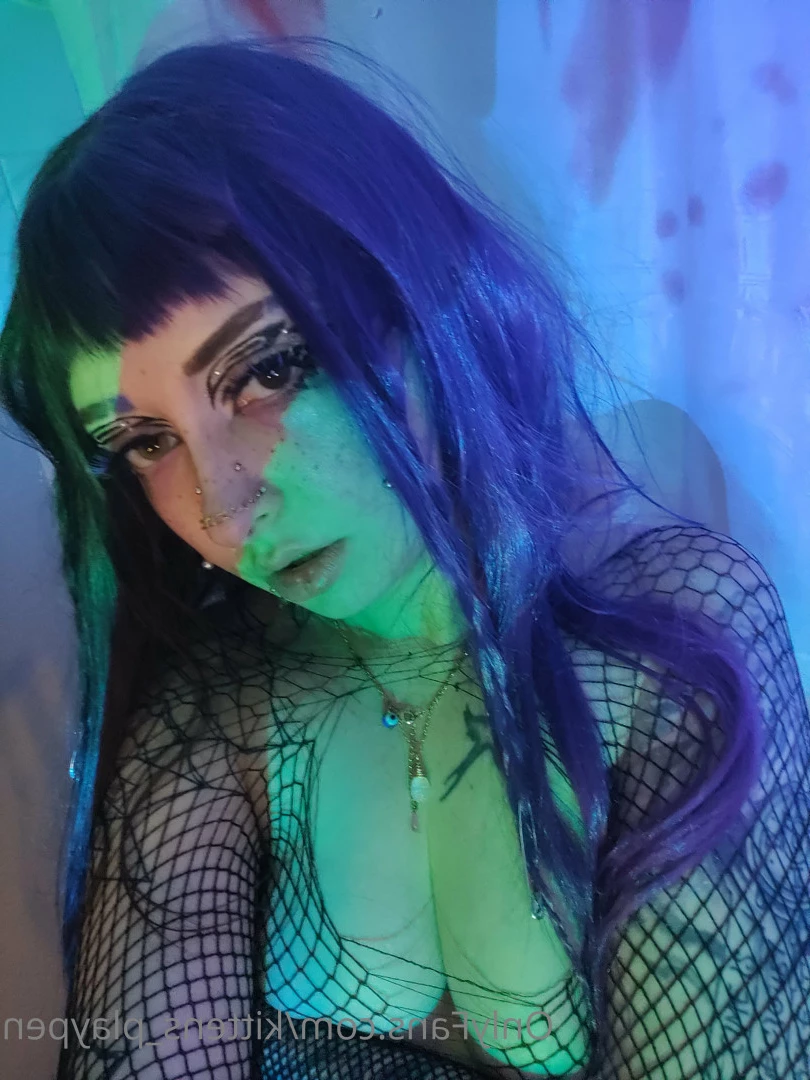 Kitten/Kat🐈🌸 [ kittens_playpen ] Onlyfans leaked photo 10624179 on Hotleaks.tv