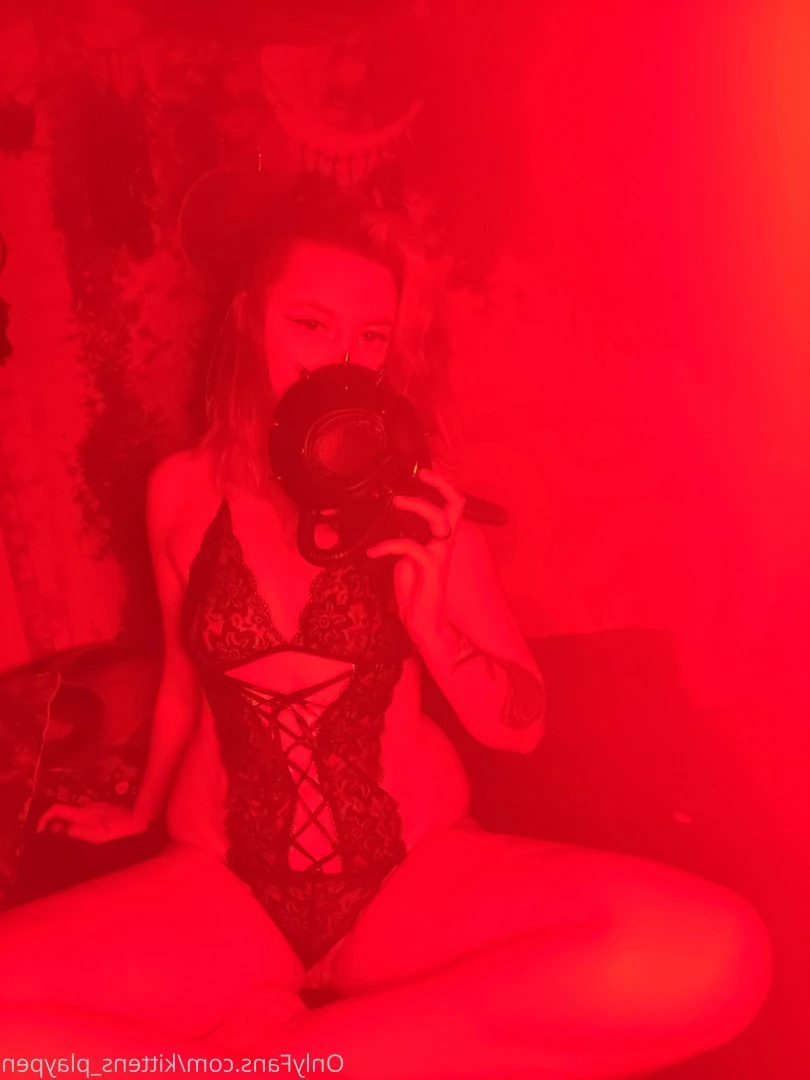 Kitten/Kat🐈🌸 [ kittens_playpen ] Onlyfans leaked photo 10625458 on Hotleaks.tv