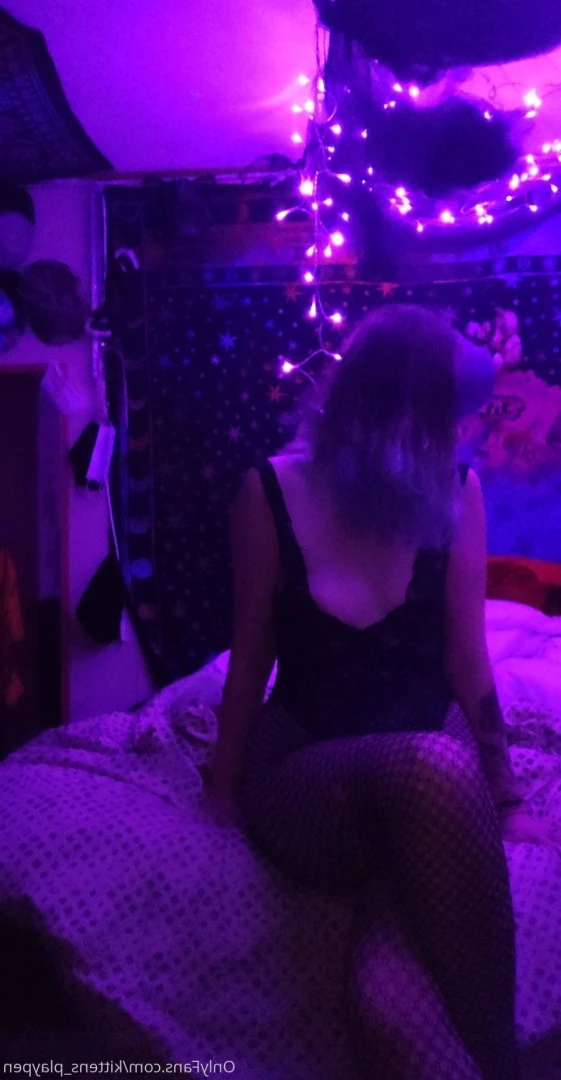 Kitten/Kat🐈🌸 [ kittens_playpen ] Onlyfans leaked photo 10628574 on Hotleaks.tv