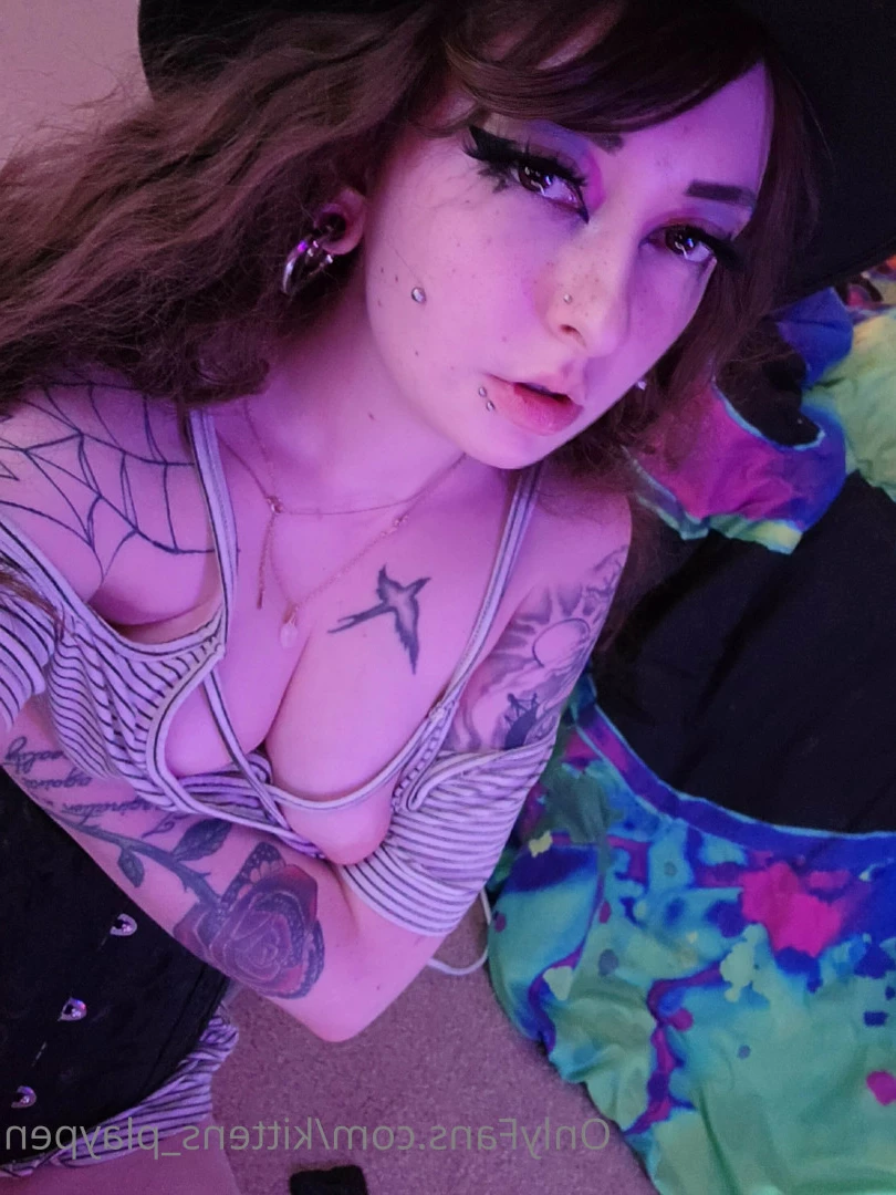 Kitten/Kat🐈🌸 [ kittens_playpen ] Onlyfans leaked photo 10636861 on Hotleaks.tv