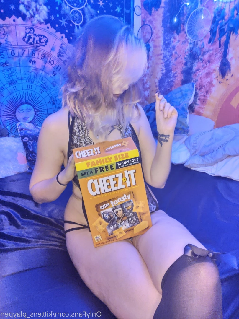Kitten/Kat🐈🌸 [ kittens_playpen ] Onlyfans leaked photo 10650976 on Hotleaks.tv