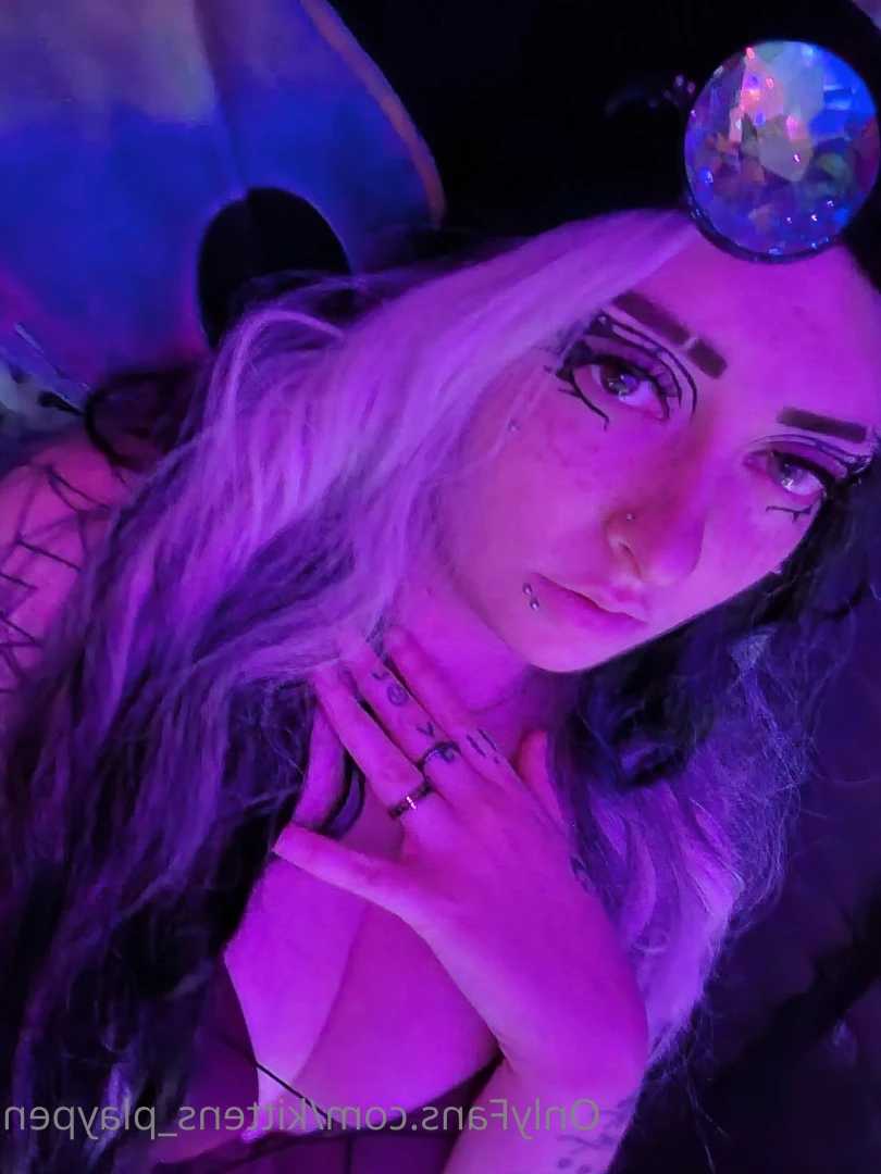 Kitten/Kat🐈🌸 [ kittens_playpen ] Onlyfans leaked photo 10665179 on Hotleaks.tv