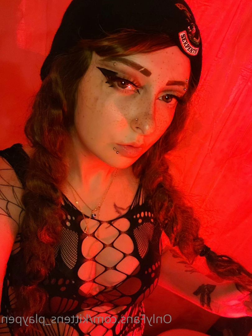 Kitten/Kat🐈🌸 [ kittens_playpen ] Onlyfans leaked photo 10669505 on Hotleaks.tv