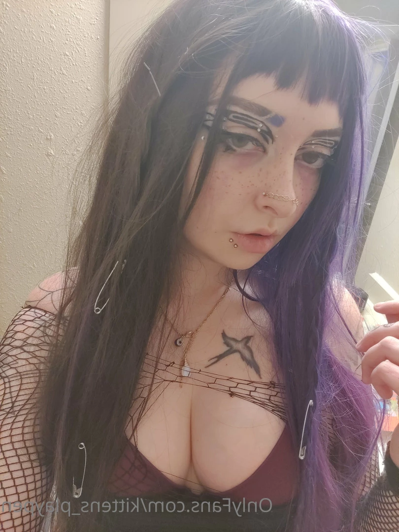 Kitten/Kat🐈🌸 [ kittens_playpen ] Onlyfans leaked photo 10672224 on Hotleaks.tv