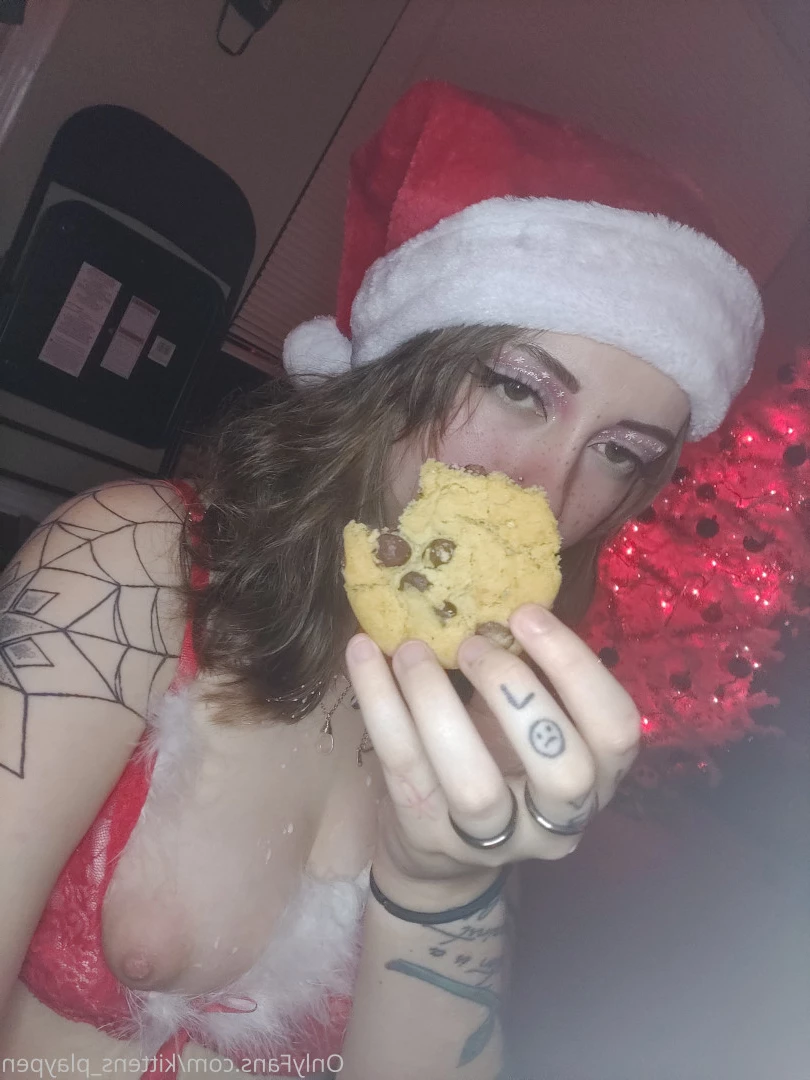 Kitten/Kat🐈🌸 [ kittens_playpen ] Onlyfans leaked photo 10677569 on Hotleaks.tv