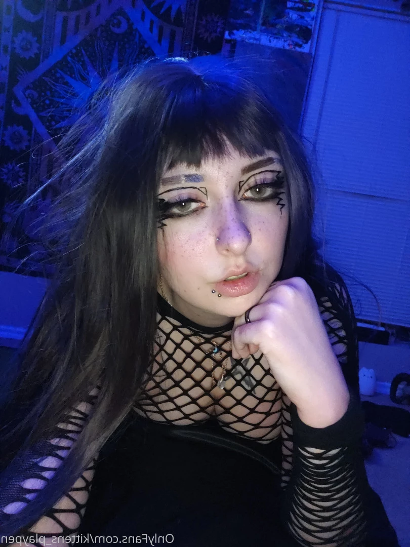 Kitten/Kat🐈🌸 [ kittens_playpen ] Onlyfans leaked photo 10678447 on Hotleaks.tv