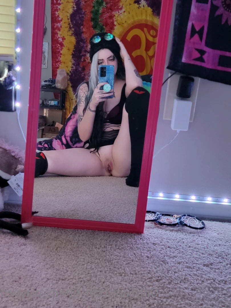 Kitten/Kat🐈🌸 [ kittens_playpen ] Onlyfans leaked photo 10681922 on Hotleaks.tv