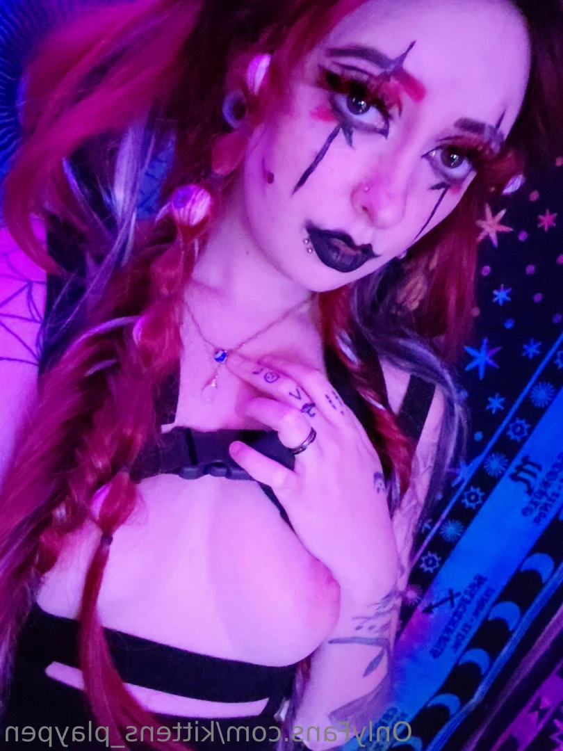 Kitten/Kat🐈🌸 [ kittens_playpen ] Onlyfans leaked photo 10682705 on Hotleaks.tv