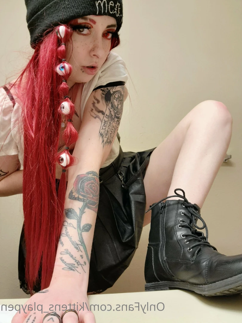 Kitten/Kat🐈🌸 [ kittens_playpen ] Onlyfans leaked photo 10688592 on Hotleaks.tv