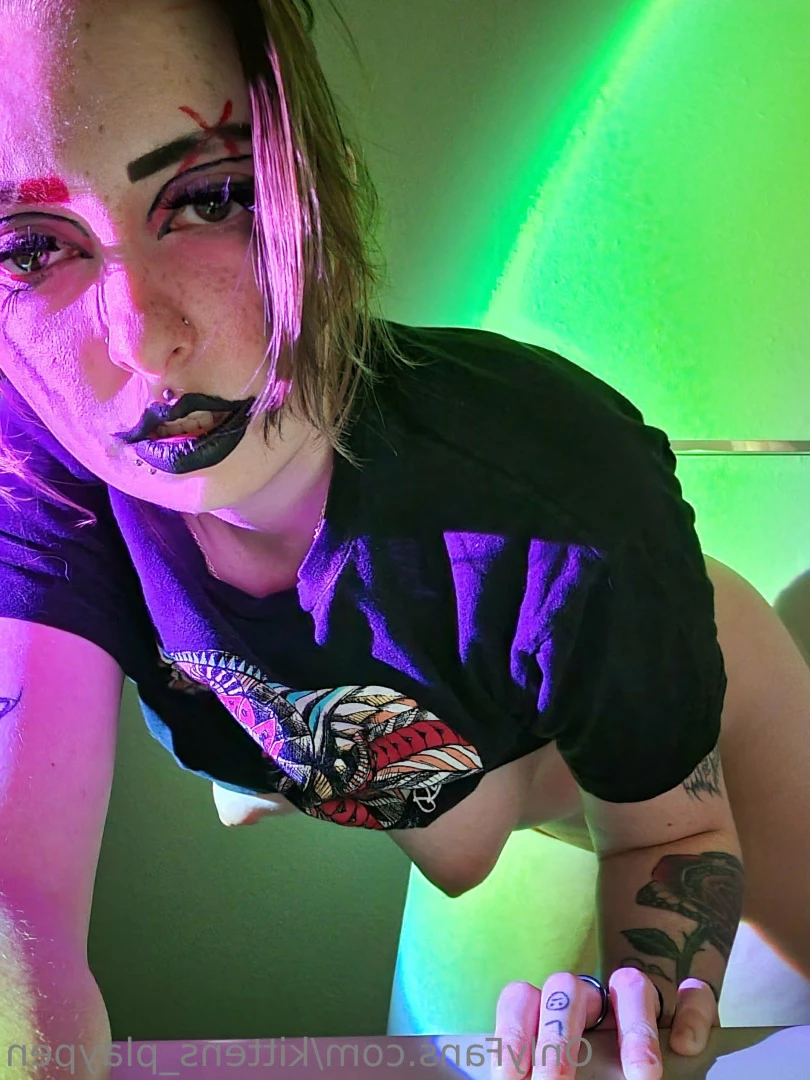 Kitten/Kat🐈🌸 [ kittens_playpen ] Onlyfans leaked photo 10698395 on Hotleaks.tv