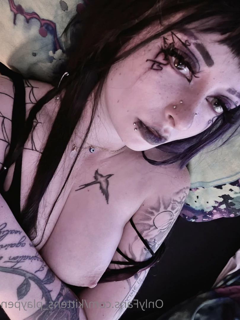 Kitten/Kat🐈🌸 [ kittens_playpen ] Onlyfans leaked photo 10699650 on Hotleaks.tv