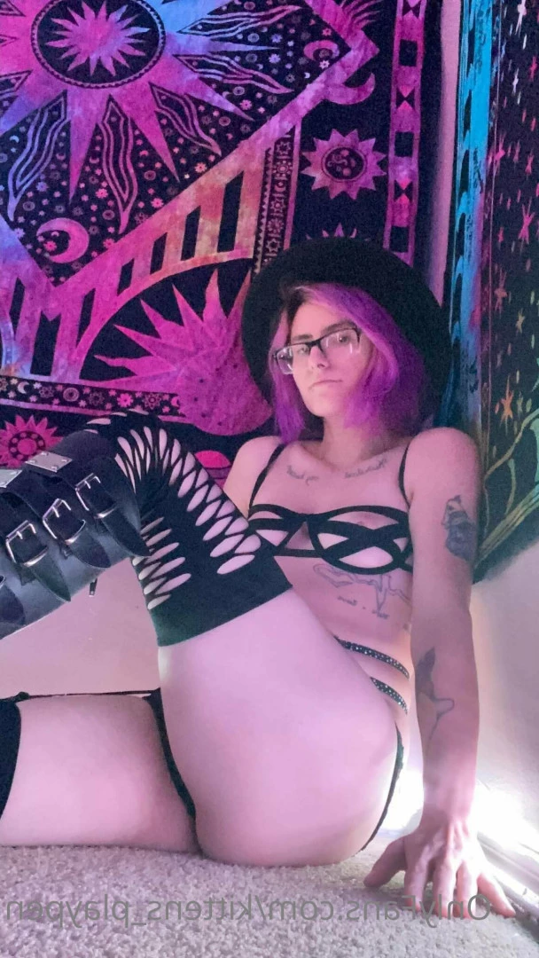 Kitten/Kat🐈🌸 [ kittens_playpen ] Onlyfans leaked photo 10701127 on Hotleaks.tv