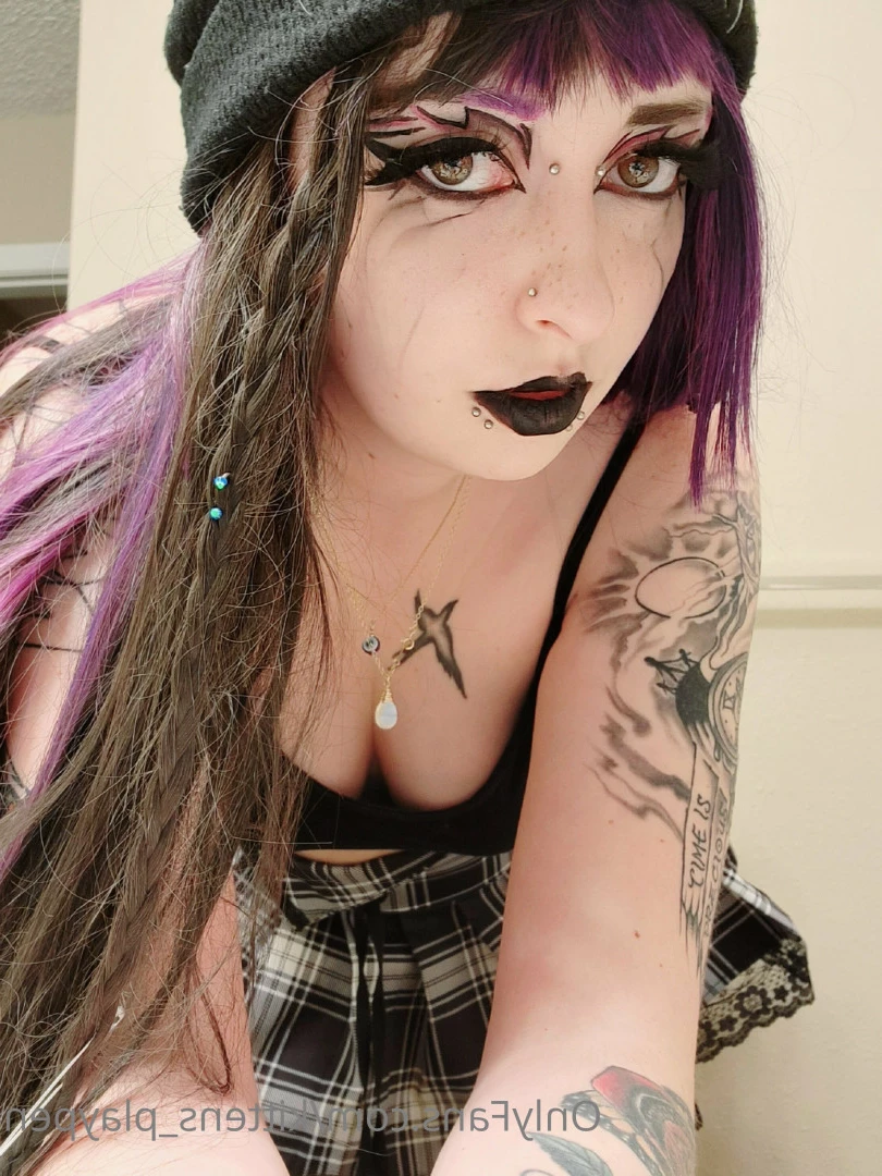 Kitten/Kat🐈🌸 [ kittens_playpen ] Onlyfans leaked photo 10705982 on Hotleaks.tv