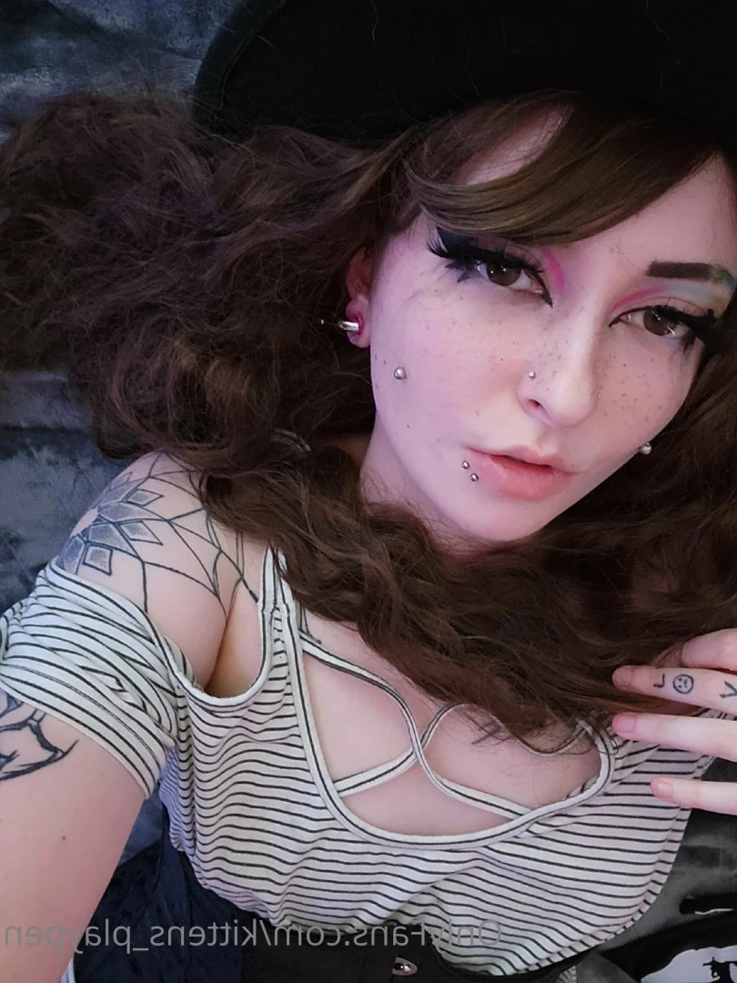 Kitten/Kat🐈🌸 [ kittens_playpen ] Onlyfans leaked photo 10708933 on Hotleaks.tv