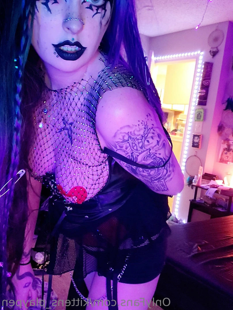Kitten/Kat🐈🌸 [ kittens_playpen ] Onlyfans leaked photo 10718167 on Hotleaks.tv