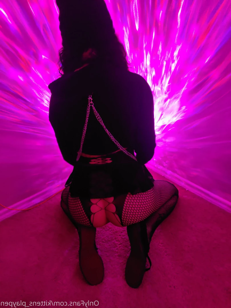 Kitten/Kat🐈🌸 [ kittens_playpen ] Onlyfans leaked photo 10719245 on Hotleaks.tv
