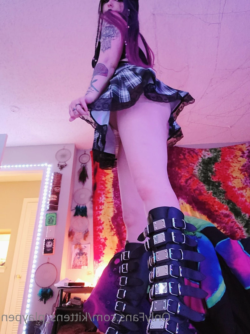 Kitten/Kat🐈🌸 [ kittens_playpen ] Onlyfans leaked photo 10728830 on Hotleaks.tv