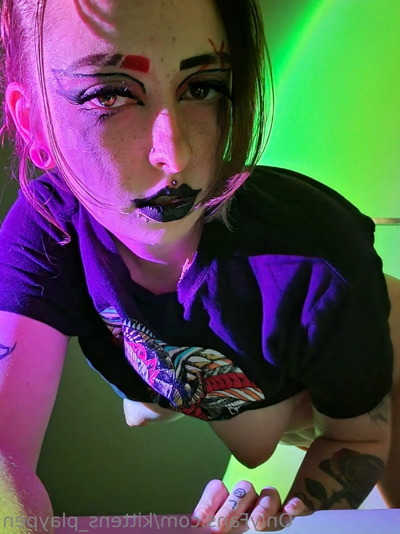Kitten/Kat🐈🌸 [ kittens_playpen ] Onlyfans leaked photo 10733504 on Hotleaks.tv