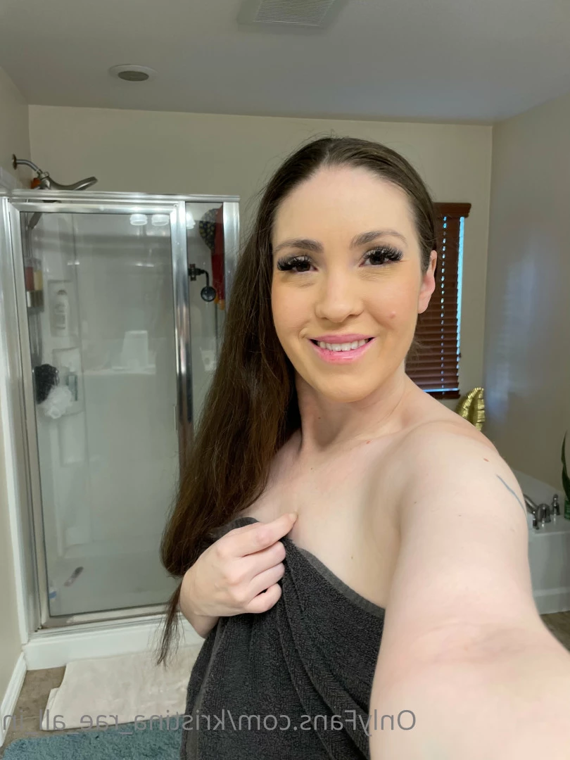 Kristina Rae💋Army Vet🇺🇸Mom Next Door [ kristina_rae_all_in ] Onlyfans leaked photo 7382672 on Hotleaks.tv