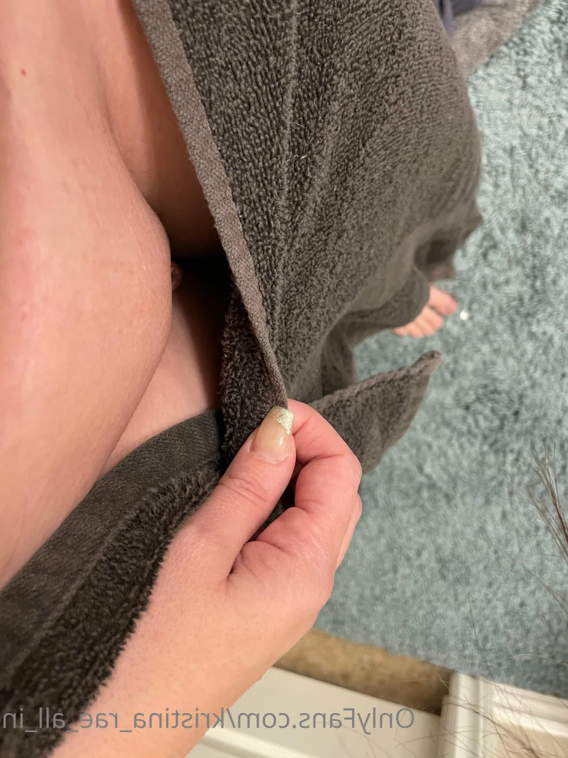 Kristina Rae💋Army Vet🇺🇸Mom Next Door [ kristina_rae_all_in ] Onlyfans leaked photo 7393401 on Hotleaks.tv