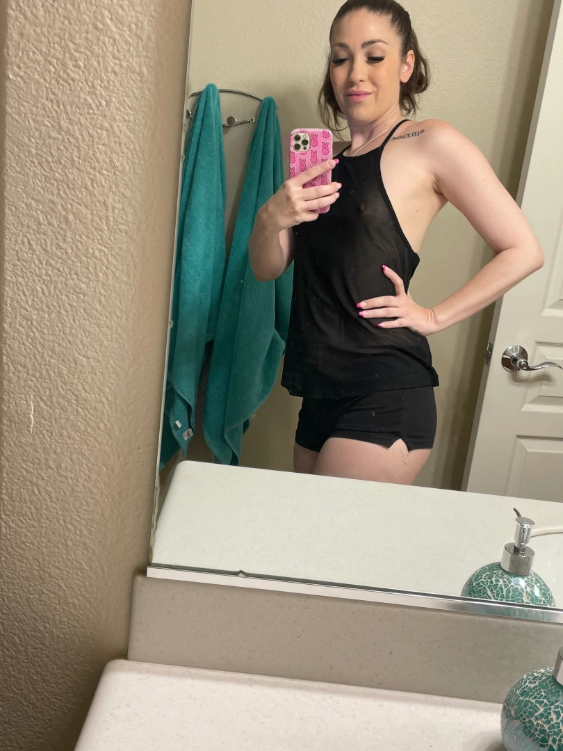 Kristina Rae💋Army Vet🇺🇸Mom Next Door [ kristina_rae_all_in ] Onlyfans leaked photo 7394151 on Hotleaks.tv