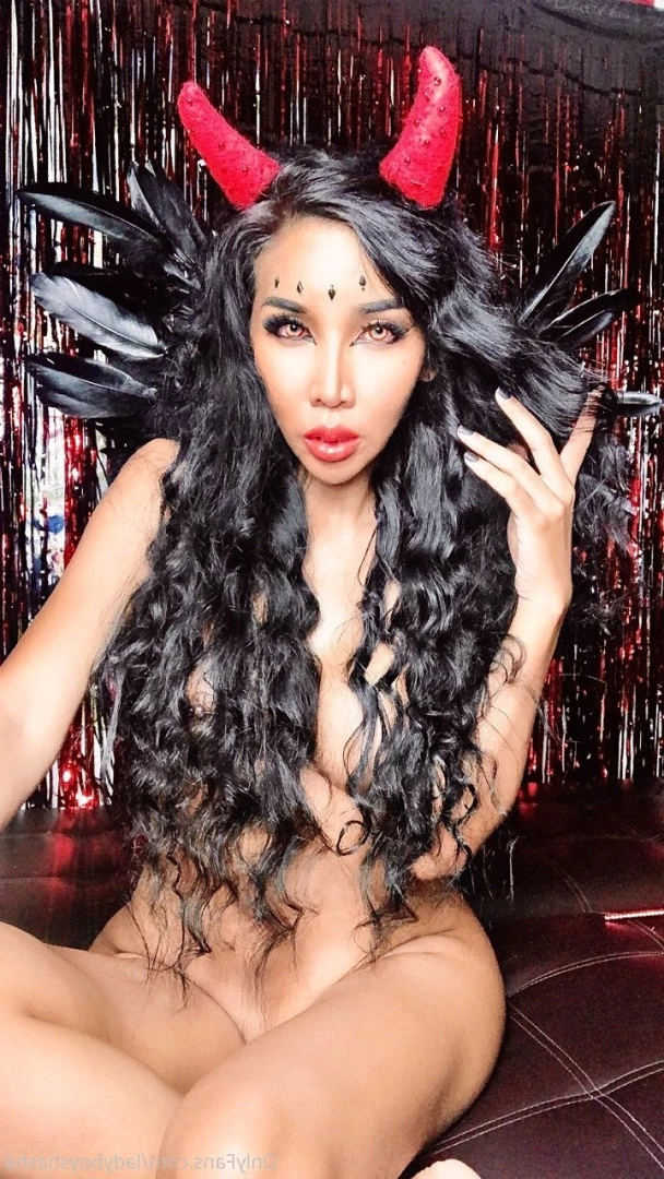 ladyboyshasha Onlyfans leaked photo 6911932 on Hotleaks.tv