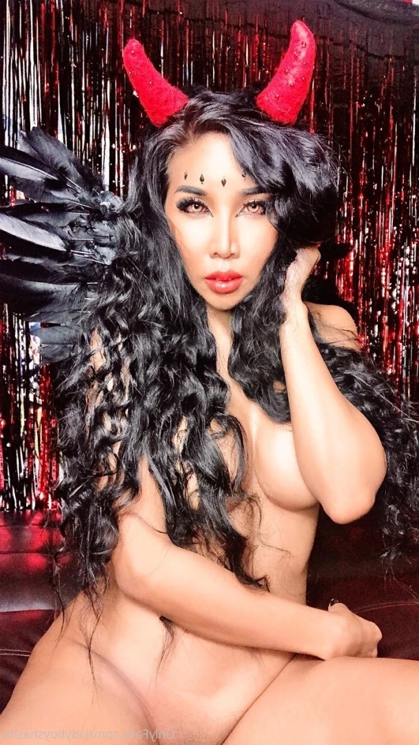 ladyboyshasha Onlyfans leaked photo 6912094 on Hotleaks.tv