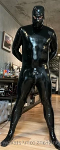 7607703