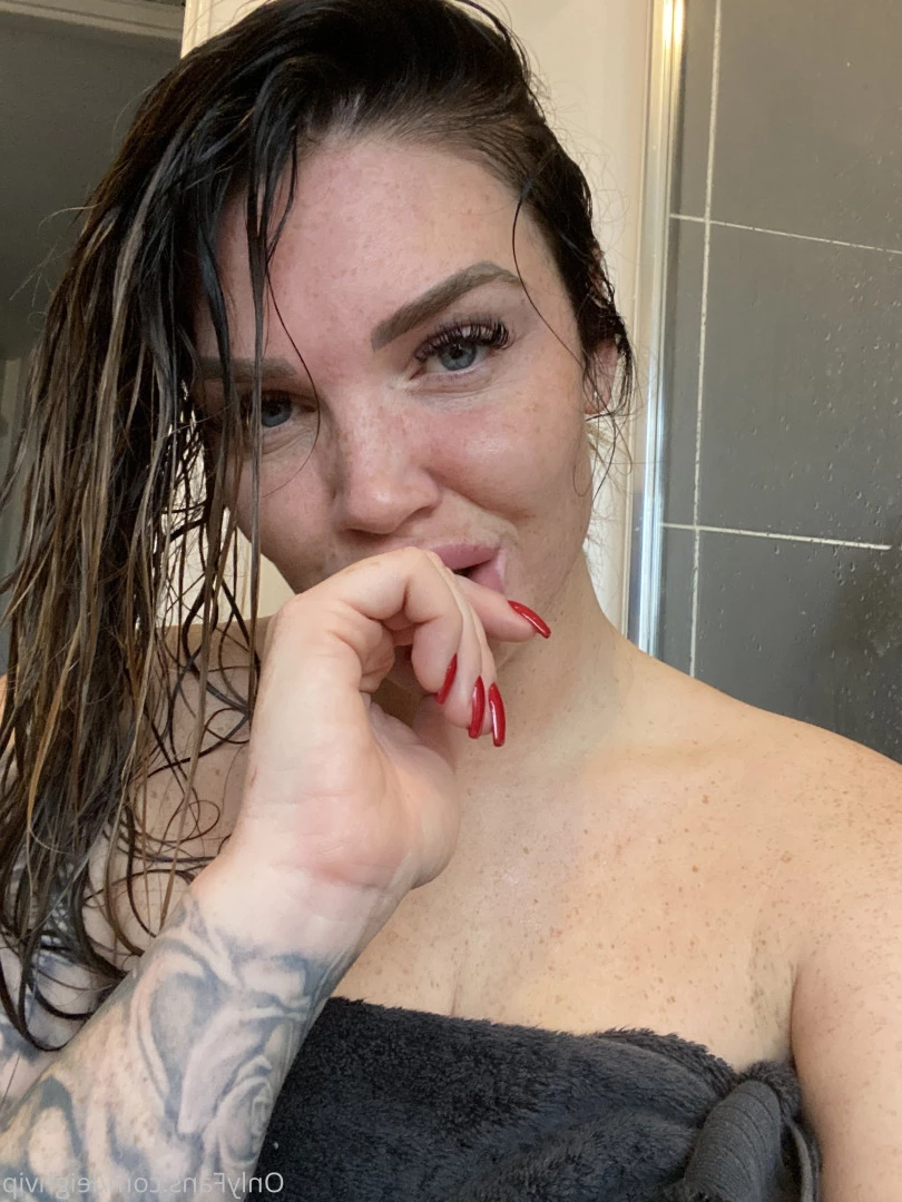 BOOBS, BUM , FEET &amp; FRECKLES 🇬🇧 [ leighvip ] Onlyfans leaked photo 7607564 on Hotleaks.tv